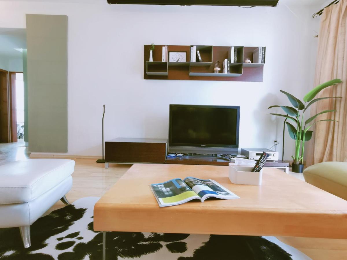 Suitetrails - 5 mins walk to SNIEC-15mins Lujiazui-BUND-DISNEY Apartment