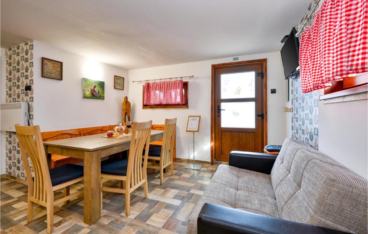 Lovely Home In Beletinec With Wifi - Housity