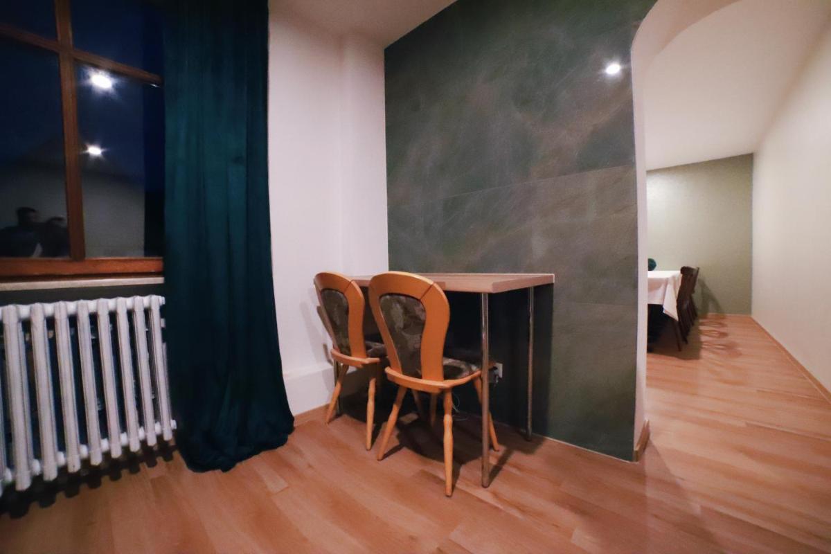 Gasthaus zur Krone - Housity