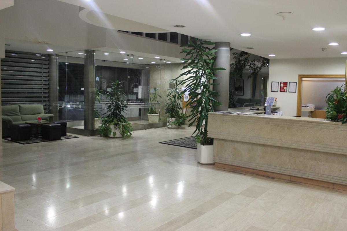 A área de receção ou átrio de Hotel Do Parque - Congress & SPA