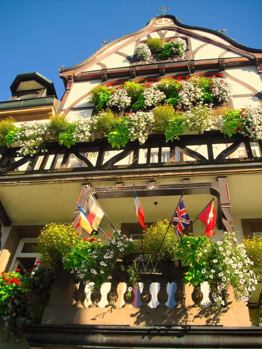Hotel Restaurant Krone - Housity