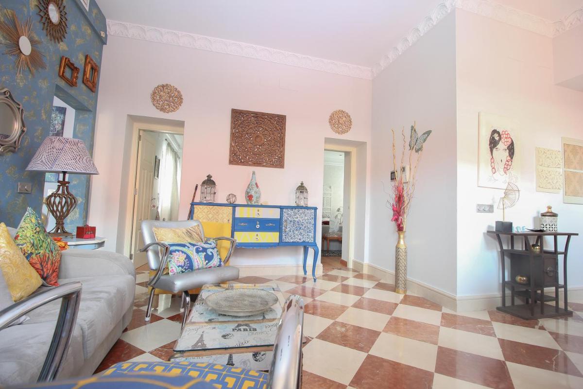 Apartamento Isbilya-centrico en Antigua Casa Palacio - Housity