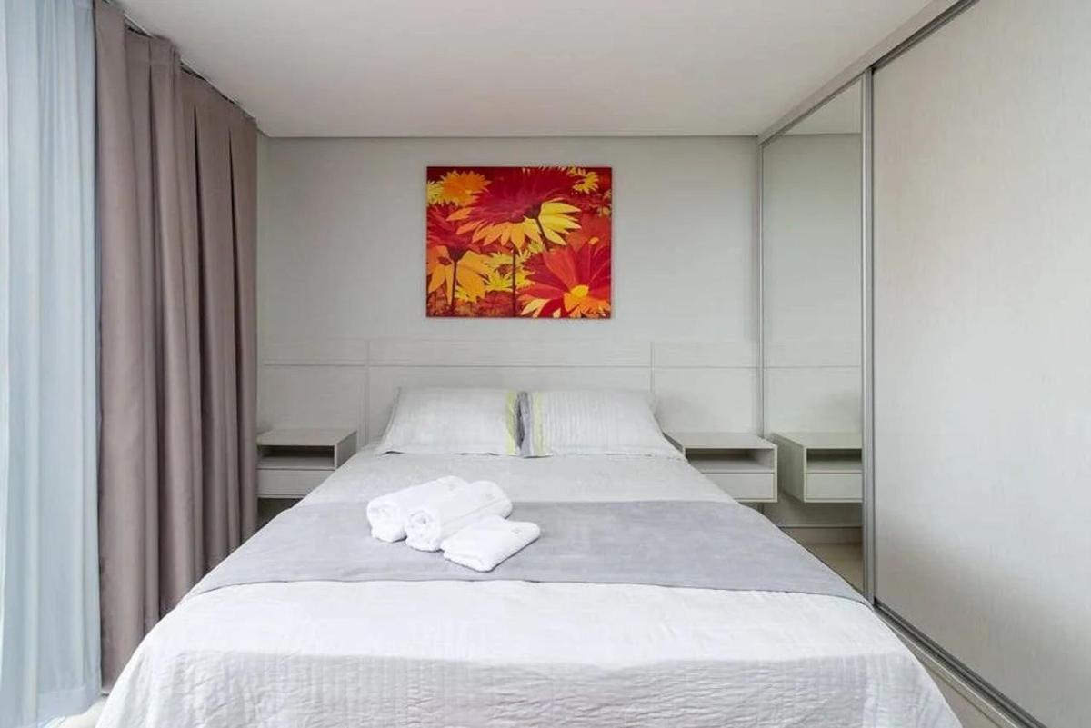 Flat maravilhoso no Setor Bueno - TH807 - Housity