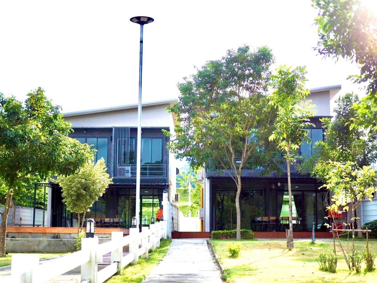 The Villa Sai yok noi - Housity