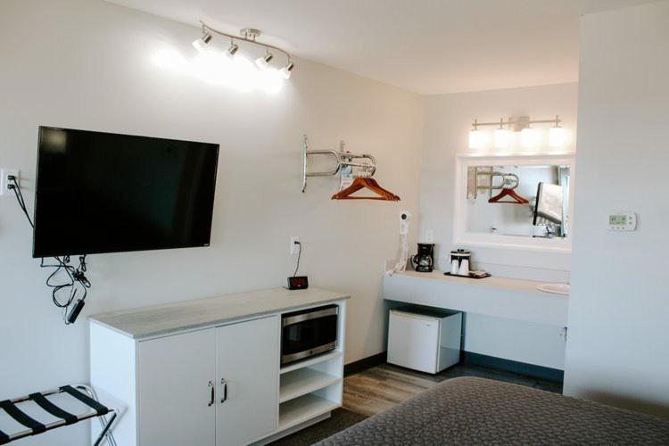 Berlin Village Inn - Housity