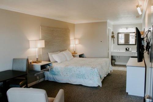 Berlin Village Inn - Housity