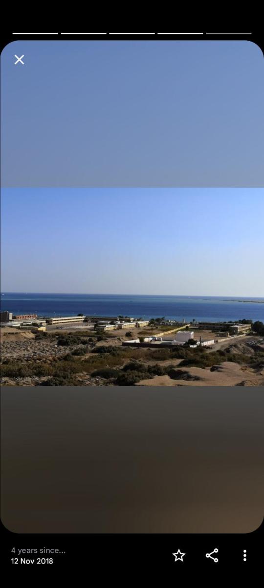 heart of town sea view - Housity