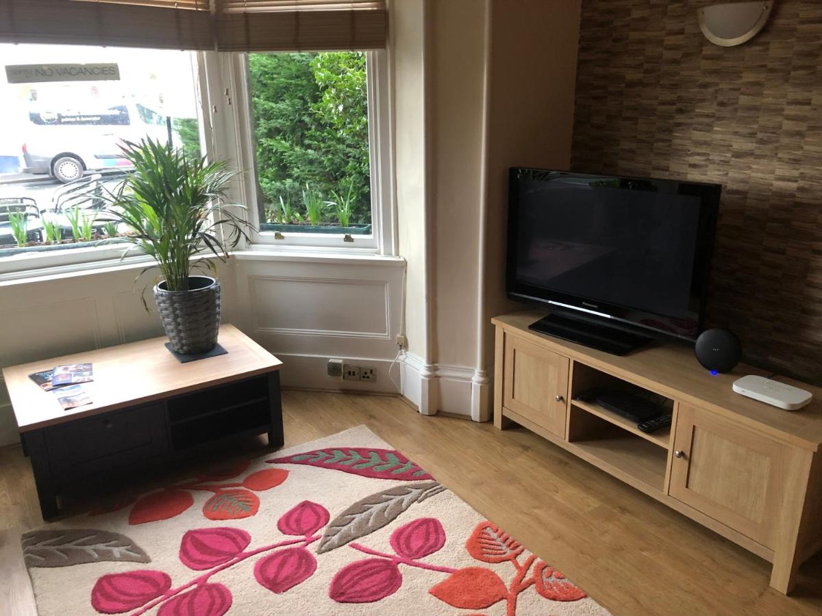 Ravensworth House - Housity