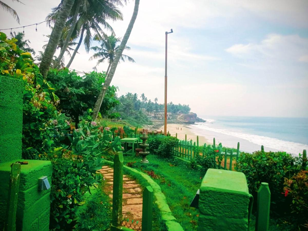 Mavila Beach Resort, Kerala's Heritage Temple Villa - Housity