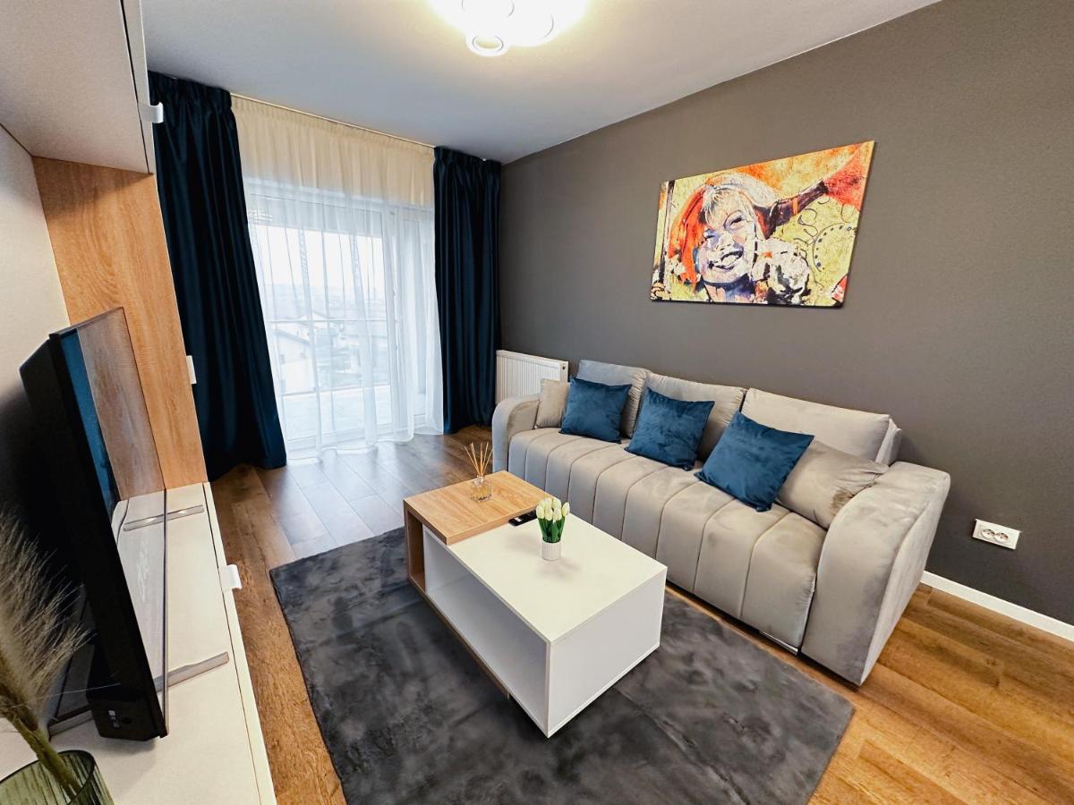AD Apartments - Housity