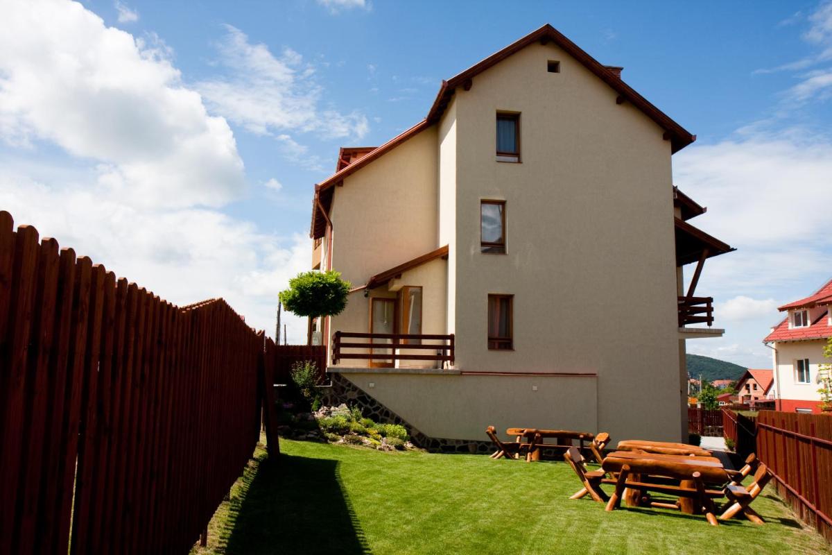 Pension Panorama - Housity