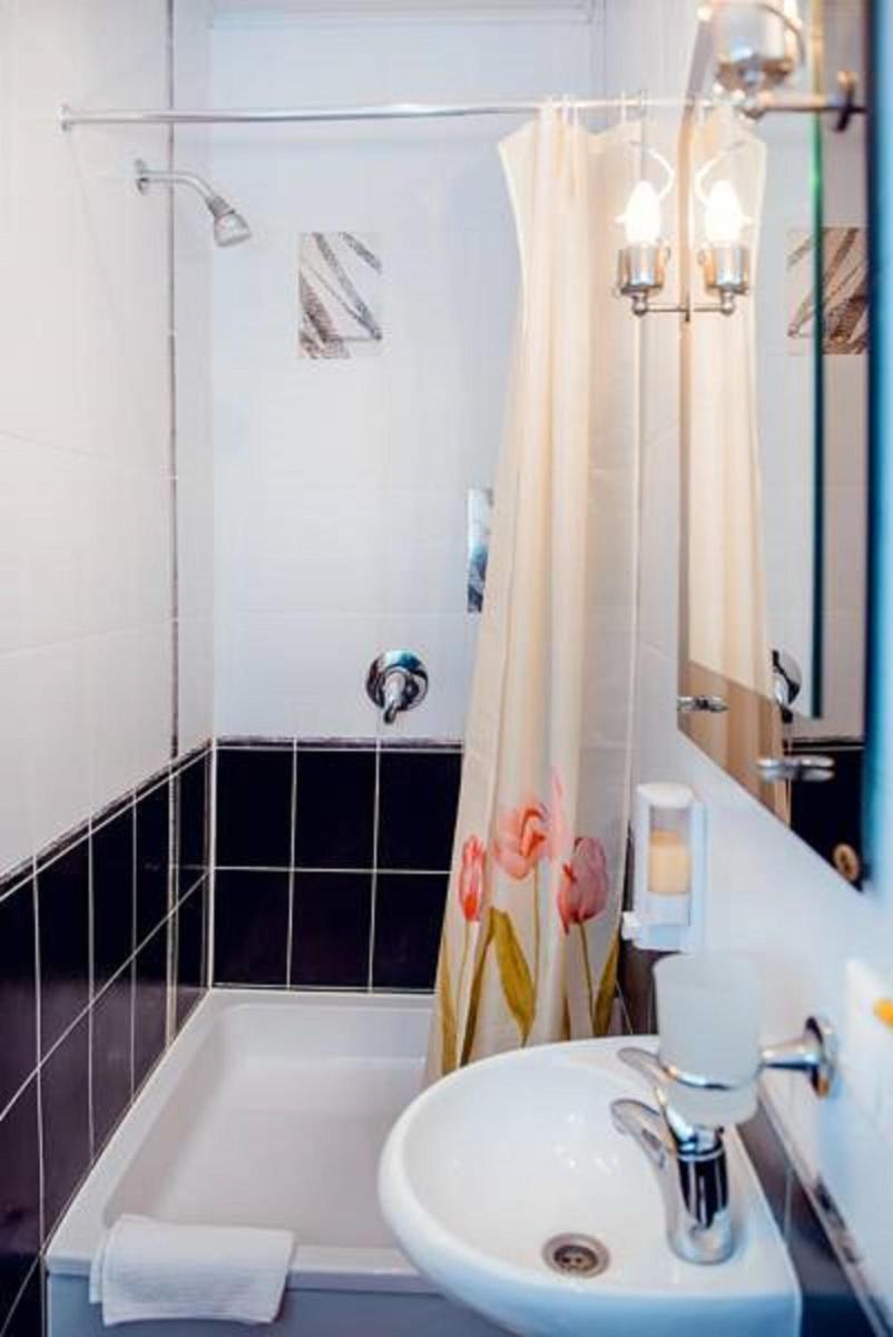 Hotel Vivat Provincia - Housity