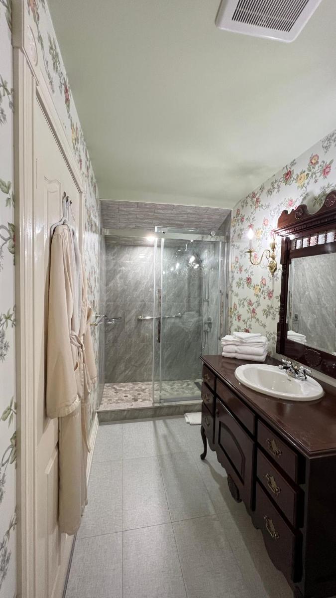 Suitetrails - Bedham Hall B&B