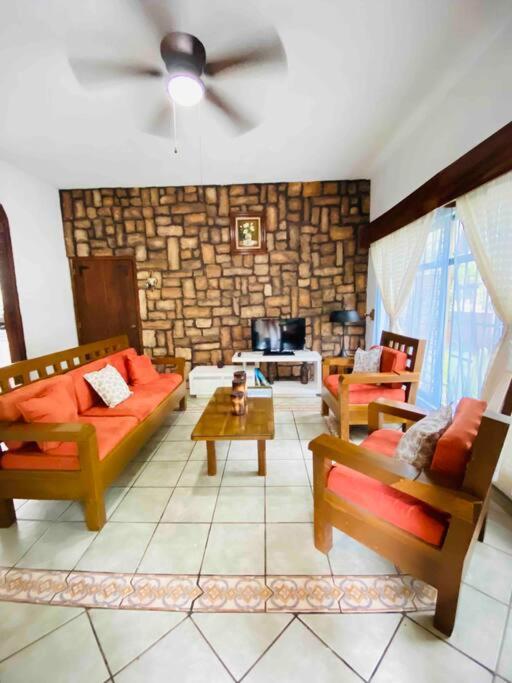 Casa de Mamá Nico - Housity