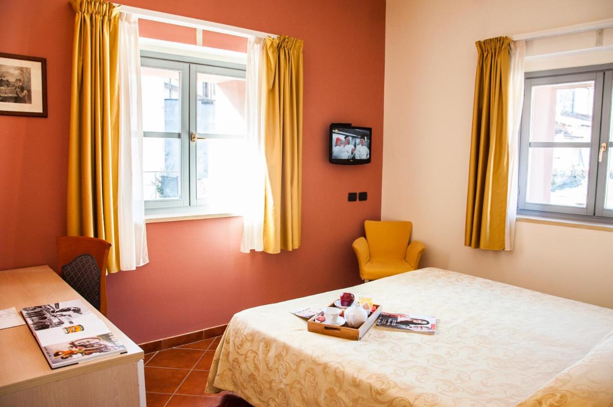 Lizard Hotel - Housity