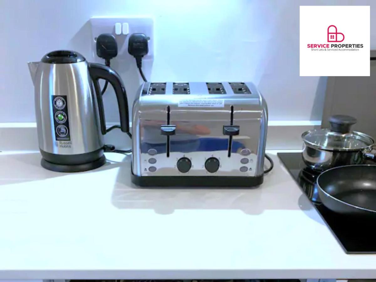 Affordable 3BR Flat with FREE Parking - Housity