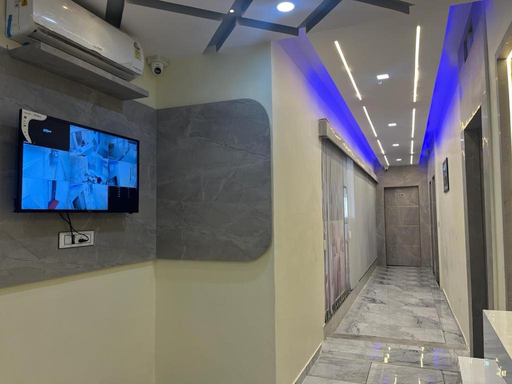 HOTEL SUNRISE - Housity