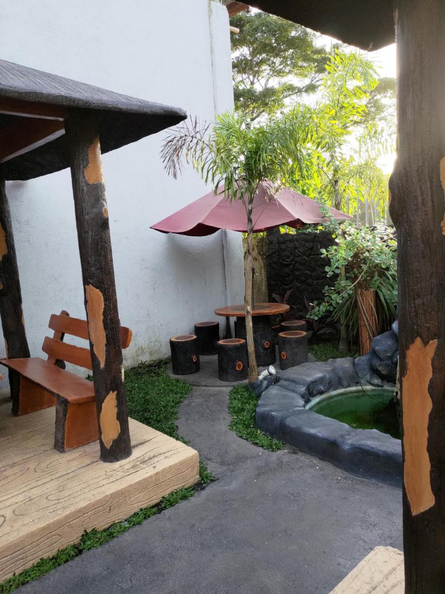 JLF Inn - Housity