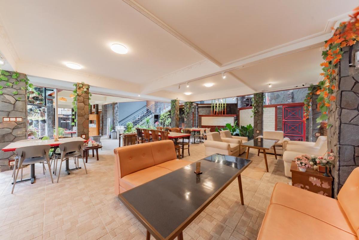 Urbanview Hotel Villa Surya Bandung - Housity