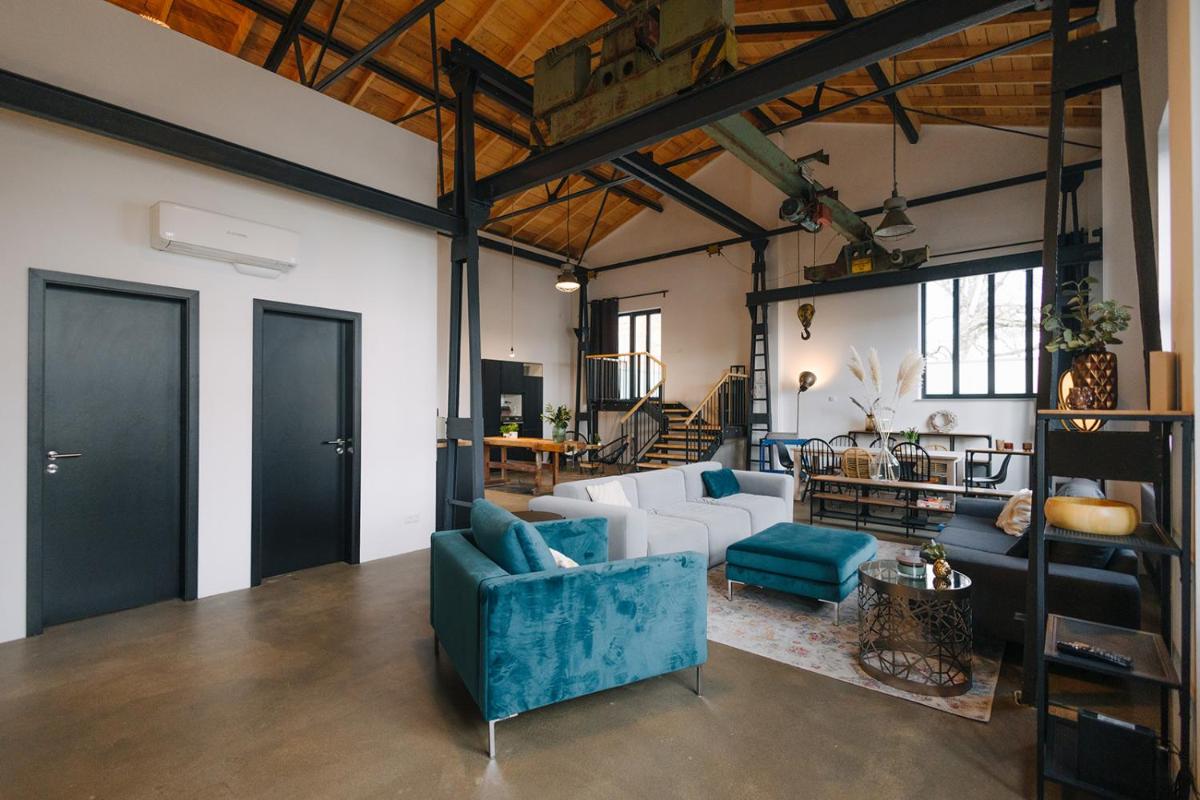 ElbQuartier Apartments Magdeburg 'Das Loft' - Housity