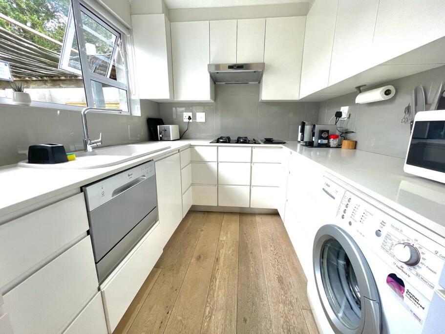 Monkey Valley House - Housity