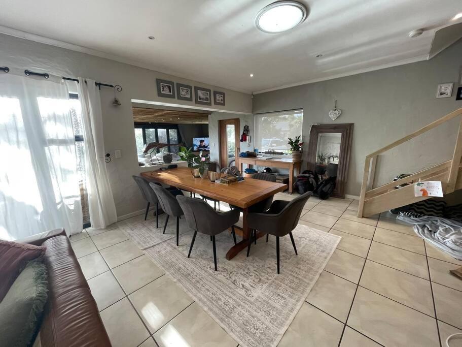 Monkey Valley House - Housity