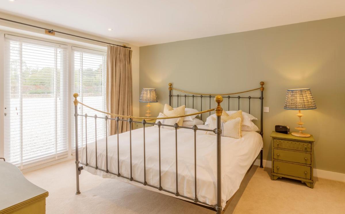 Trewornan Manor - Housity
