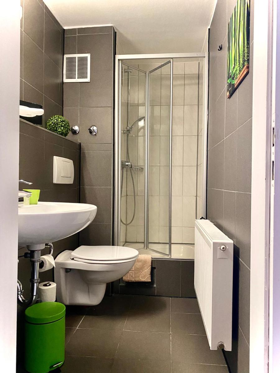 M-Hotel - Hizvo