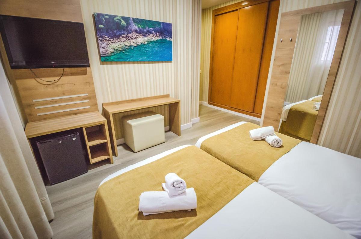 Hotel Solymar - Housity