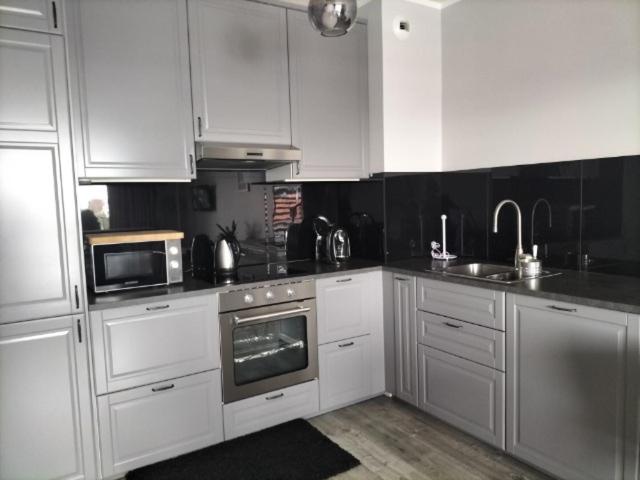 Apartament przy Aquaparku w Redzie - Housity