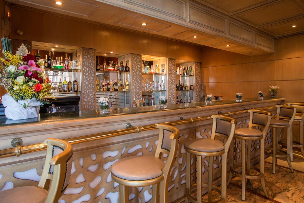 Suitetrails - Le Zenith Hotel & Spa