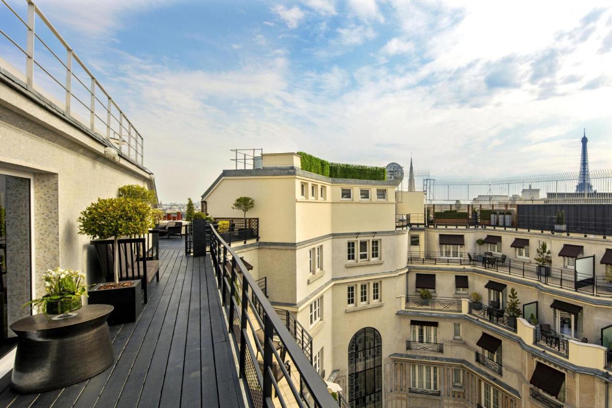 Balcon ou terrasse dans l'établissement Prince de Galles, un hôtel Luxury Collection, Paris