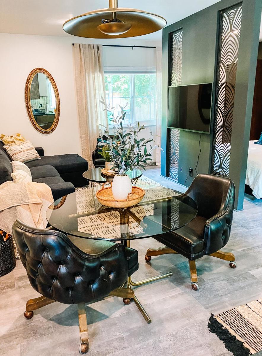 East Park Studio, Downtown Style - Housity