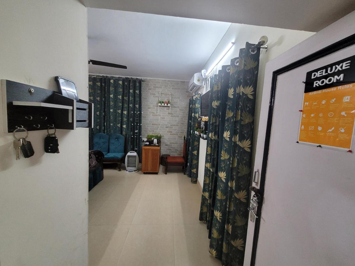 Suitetrails - Dhairya's Villa 1BHK Deluxe Cozy Jude Occazia