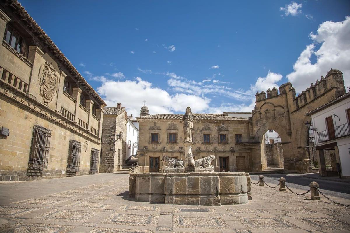 Puerta de Úbeda - Housity