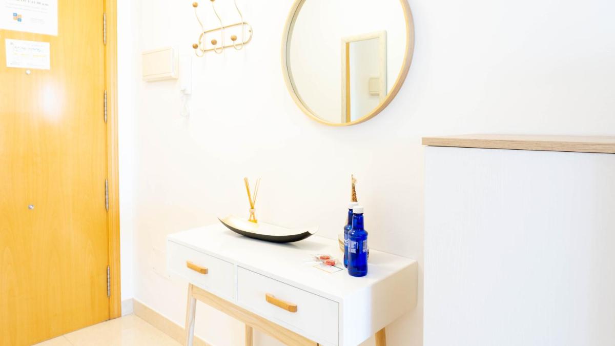 Apartamento Añoreta Malaga 317 - Housity