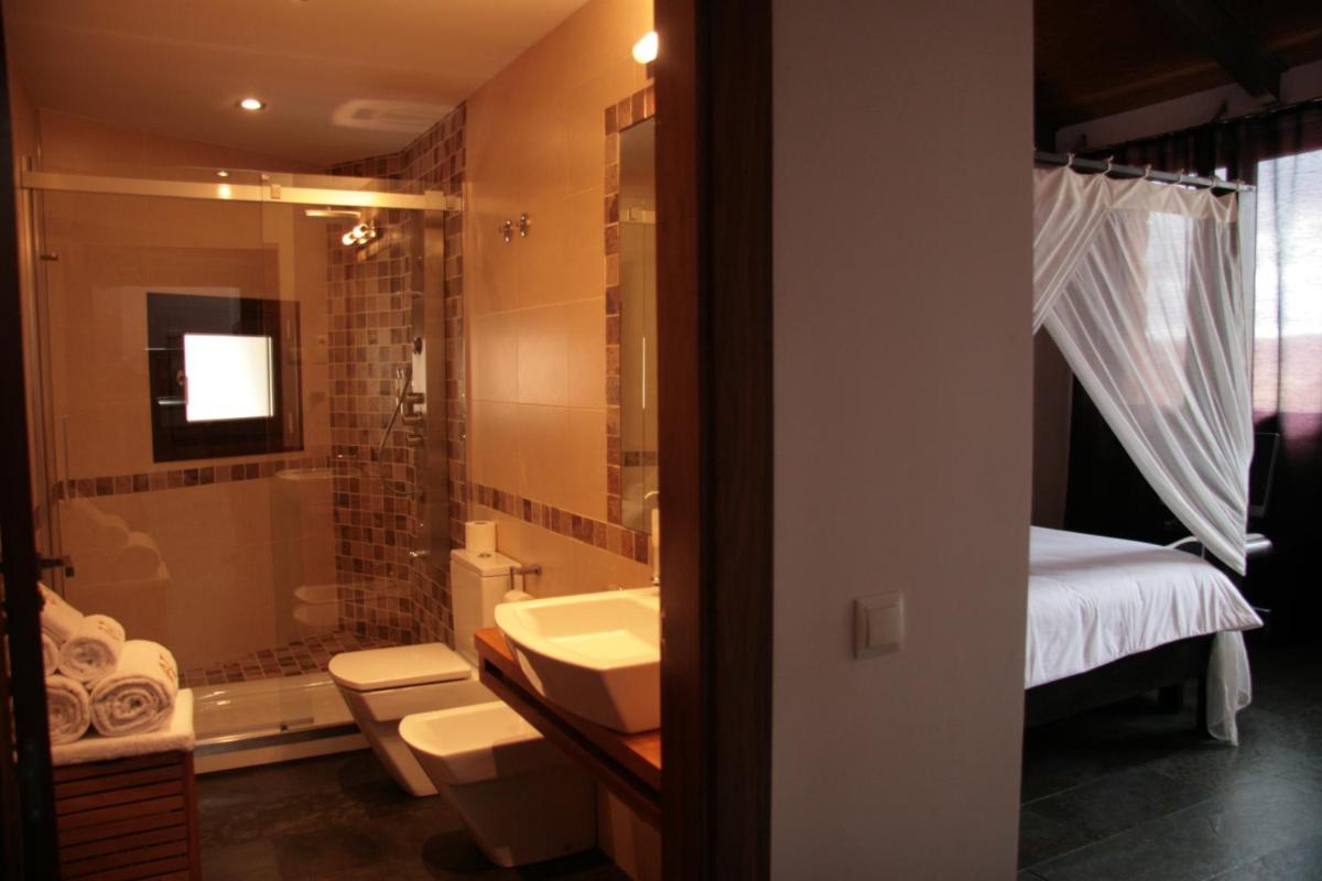 Un baño de Eco Hotel Boutique & Spa Capitulo Trece - Adults Only
