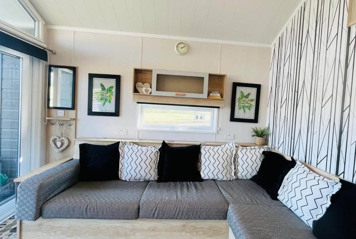 Hares Rest - Housity