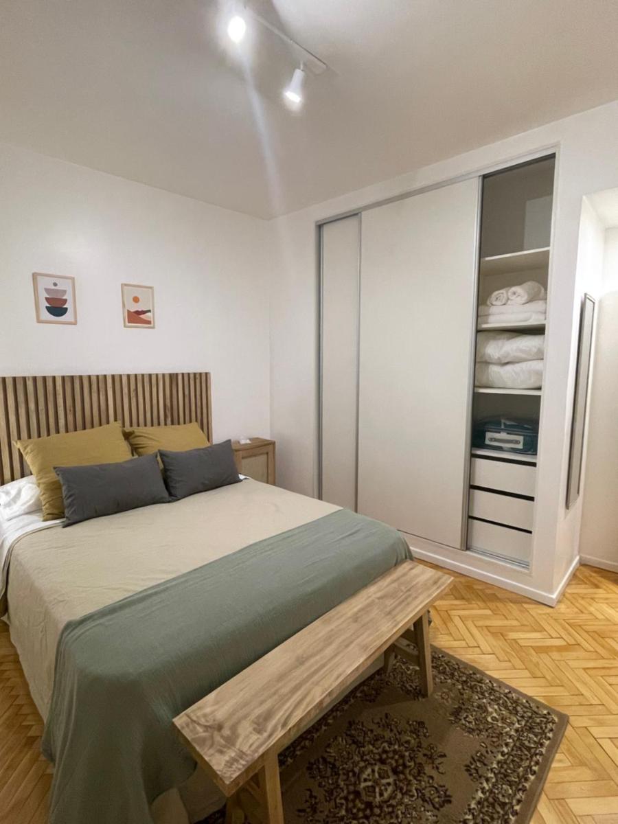 Julia's House - Housity