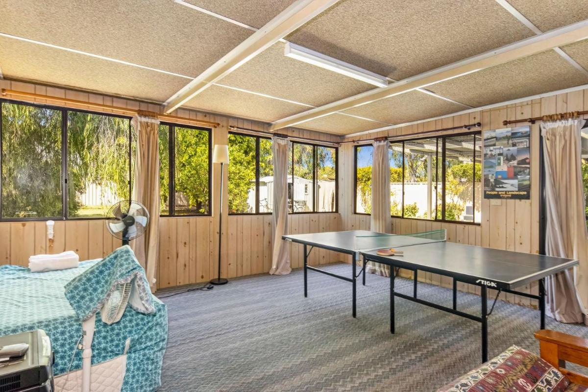 Abbey Beach Shack - Housity
