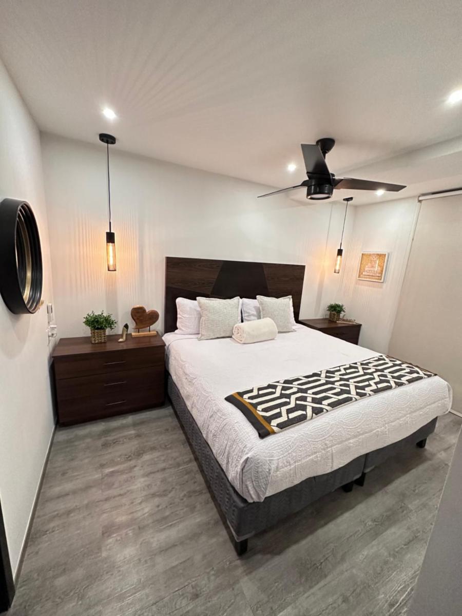 Entire Luxurious Apartment in Shopping Mall - Housity