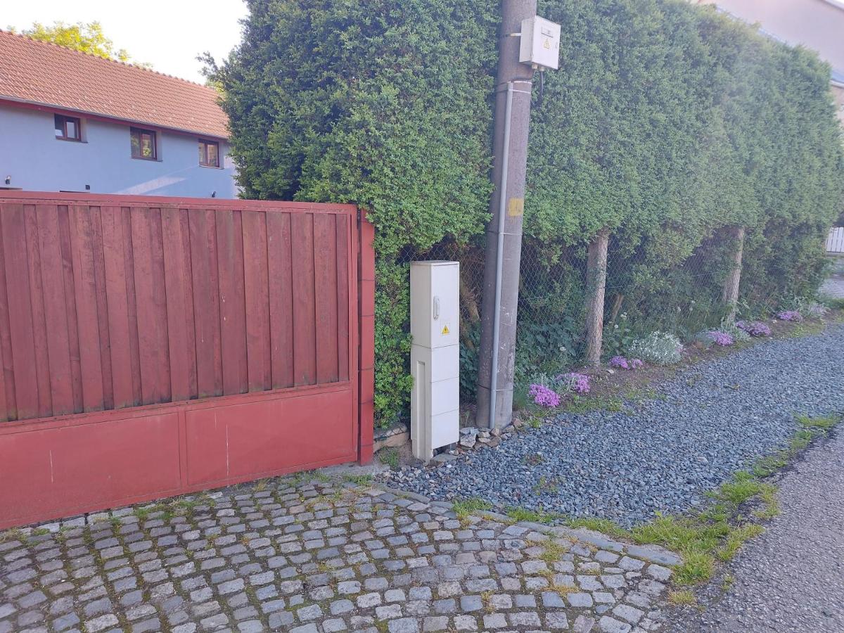 Apartmán u Kartouzky - Housity