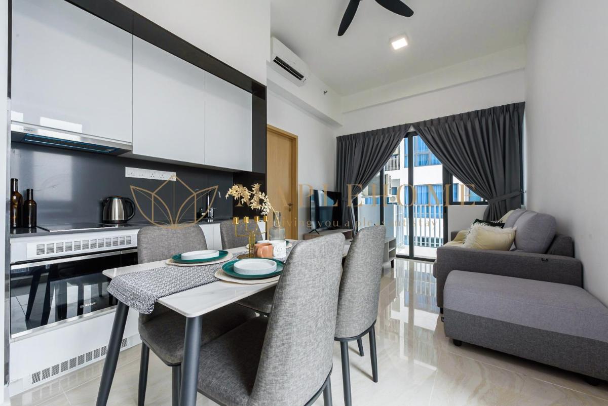 The Colony and The Luxe Premier Suites Kuala Lumpur - Housity