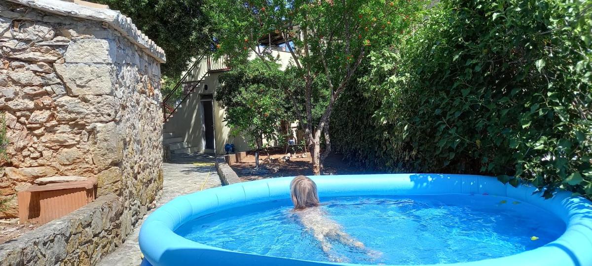 Two-bedroom apartment with sea view,big terrase and garden - Housity