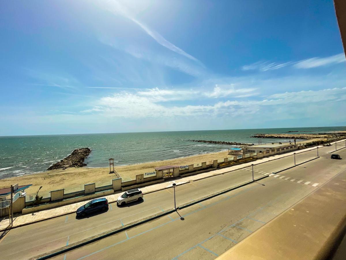 Demetra Seafront Apartment - Parking & Pool - Housity