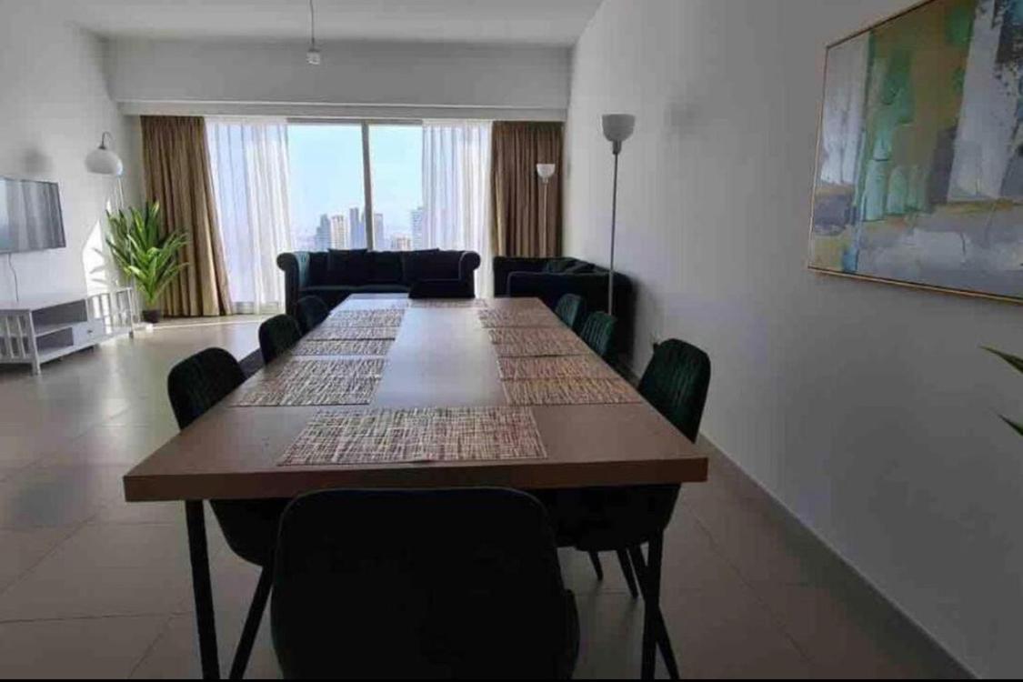 Luxury 2BHK Spacious - Housity