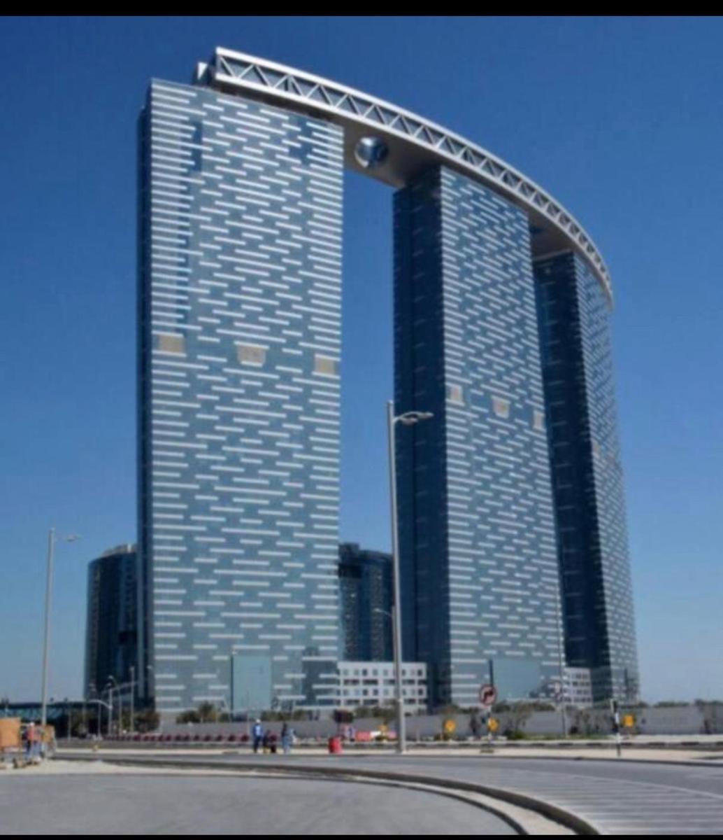Luxury 2BHK Spacious - Housity