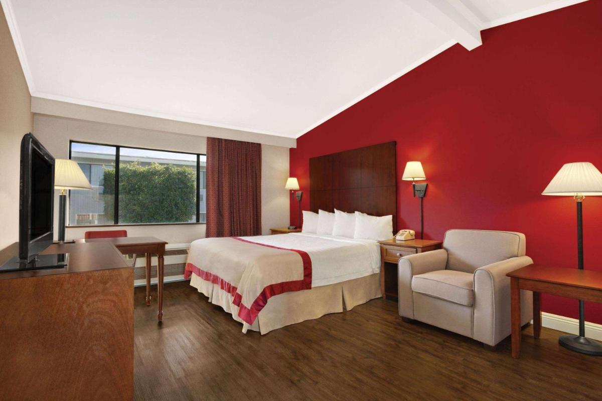 Ramada by Wyndham Torrance - Housity