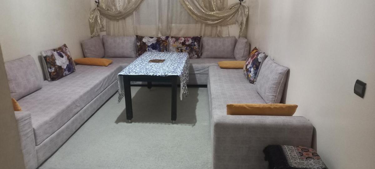 Chambre privé private room Aéroport Mohamed 5 - Housity