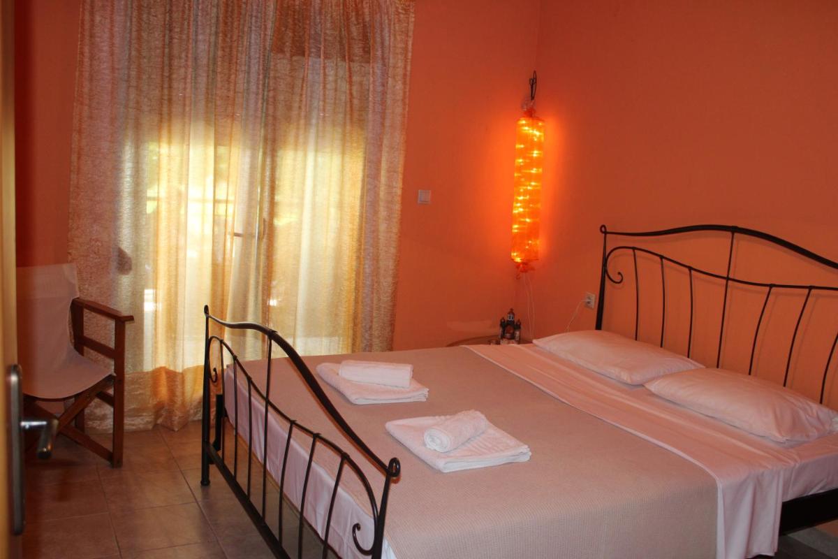 Lefter's Cottege - Housity